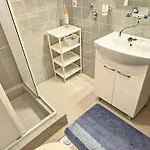 Fuer 2-3 Personen Mit Terrasse By Interhome Novi Vinodolski