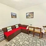 Apartment Fuer 2-3 Personen Mit Terrasse By Interhome Novi Vinodolski