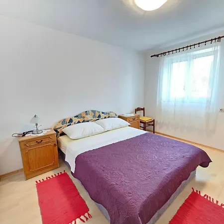 아파트 Fuer 2-3 Personen Mit Terrasse By Interhome