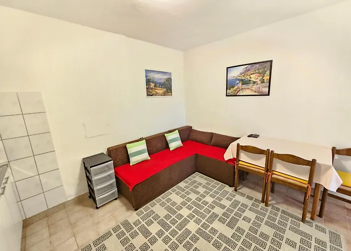 아파트 Fuer 2-3 Personen Mit Terrasse By Interhome